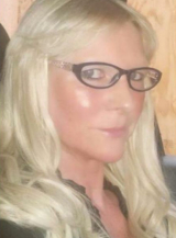 Sexy blonde milf with glasses