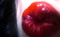 Red Lipstick Weakness