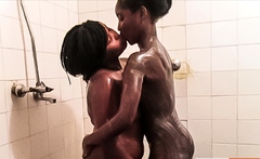 Ebony Lesbian College Shower Pussy Play