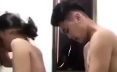 Vietnam couple fuckiing in bathroom