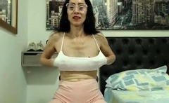 Webcam milf with breast milk live hardcore masturbate