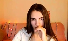 Brunette Solo Webcam Masturbation