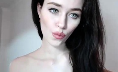 Brunette Solo Webcam Masturbation